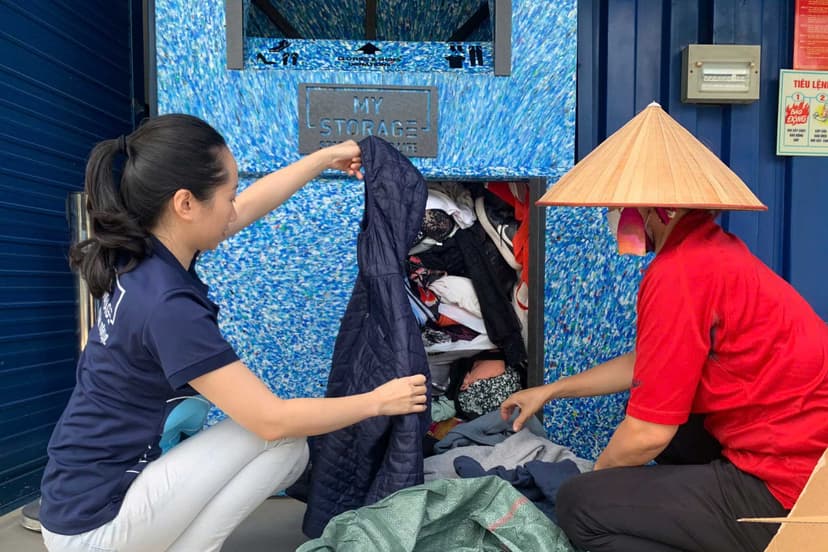 Quyên góp quần áo đồ dùng từ thiện cho miền trung, vùng lũ tại Mystorage