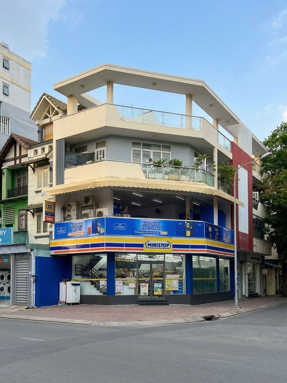 7군 미니스톱 쩐쫑꿍점 내 셀프 스토리지
