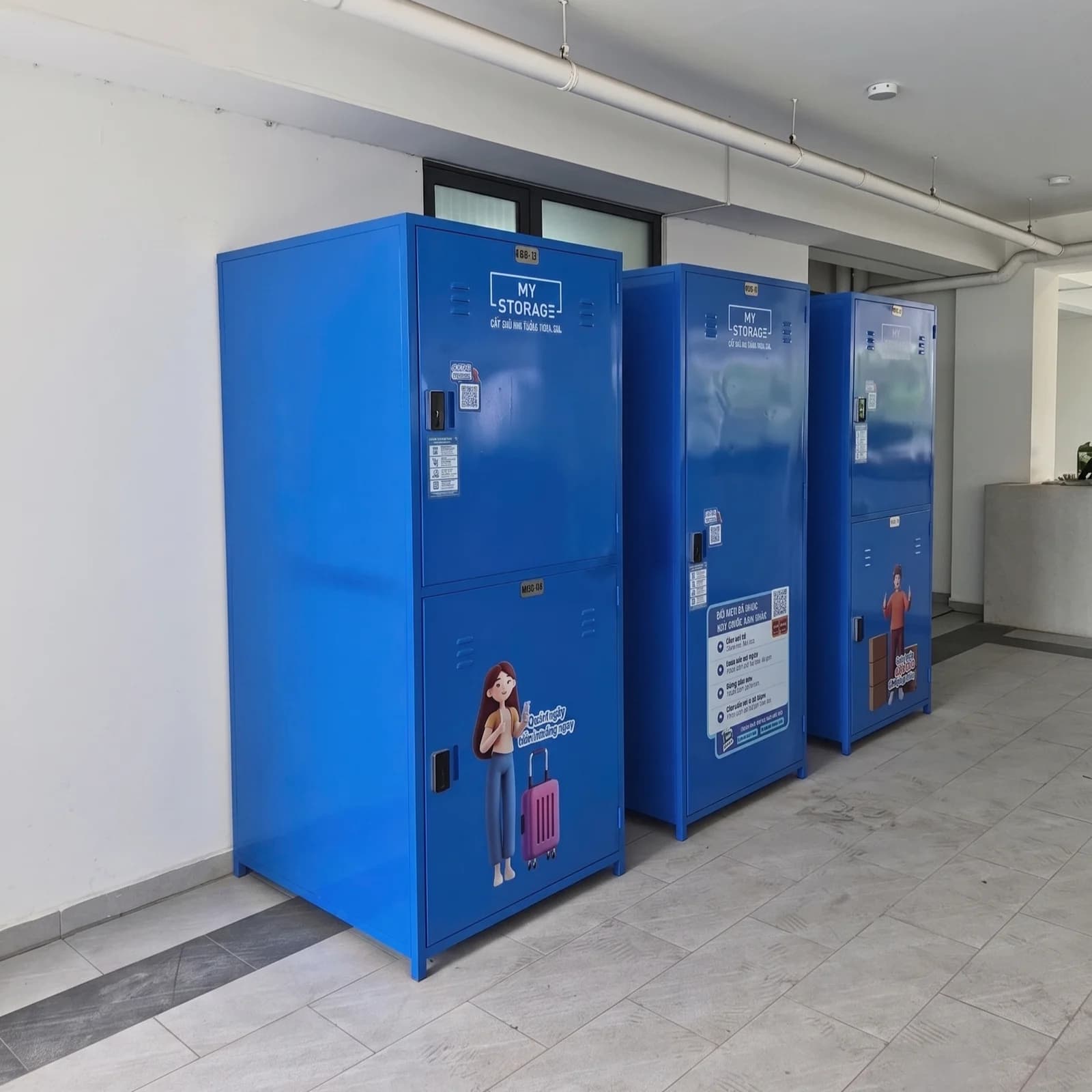 Hình ảnh thực tế tại MT Eastmark City và thao tác sử dụng tủ locker MyStorage.