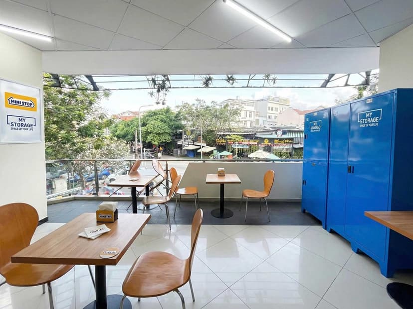 Tủ locker lưu trữ tại Ministop 1