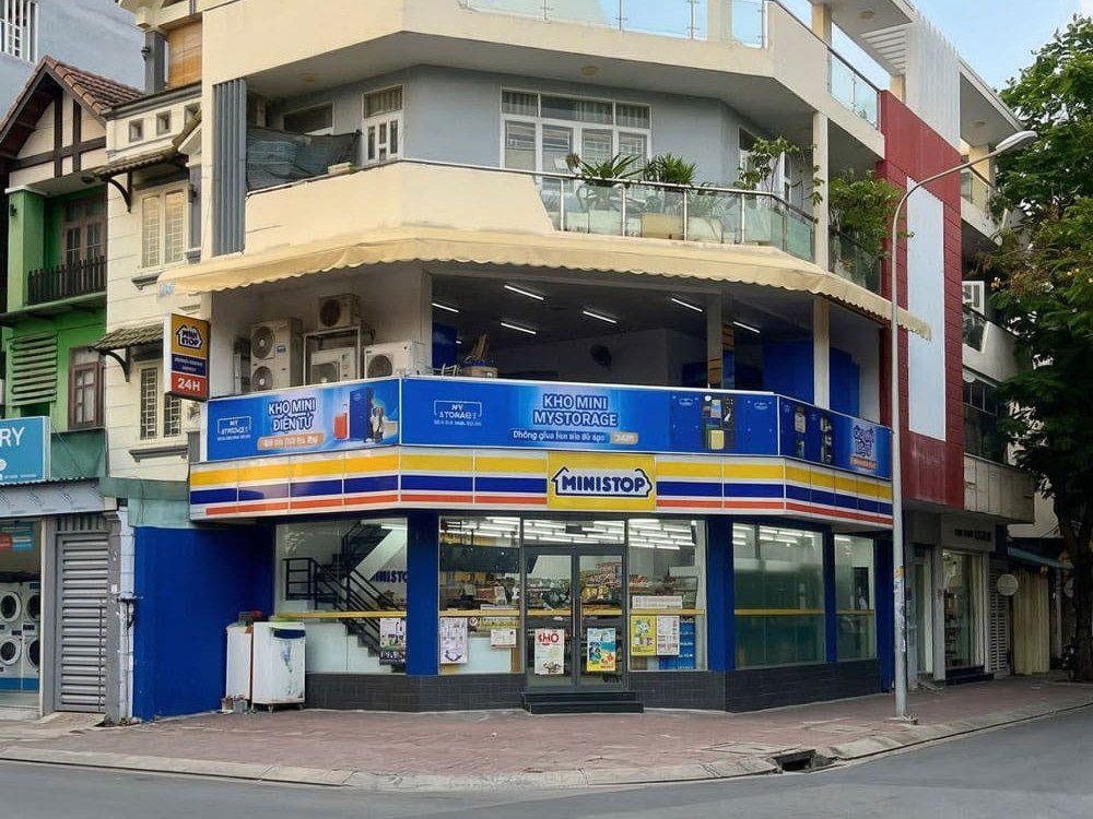 Tủ locker MyStorage tại Ministop Trần Trọng Cung, Quận 7